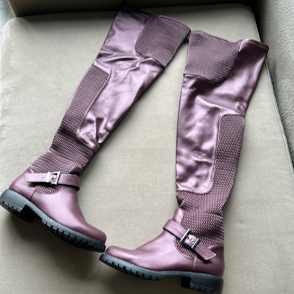 Shoe dazzle Caterine thigh high flat boots in Bordeaux size 7